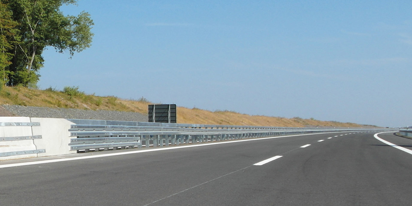 Transition Structures for Vehicle Restraint Systems | Saferoad