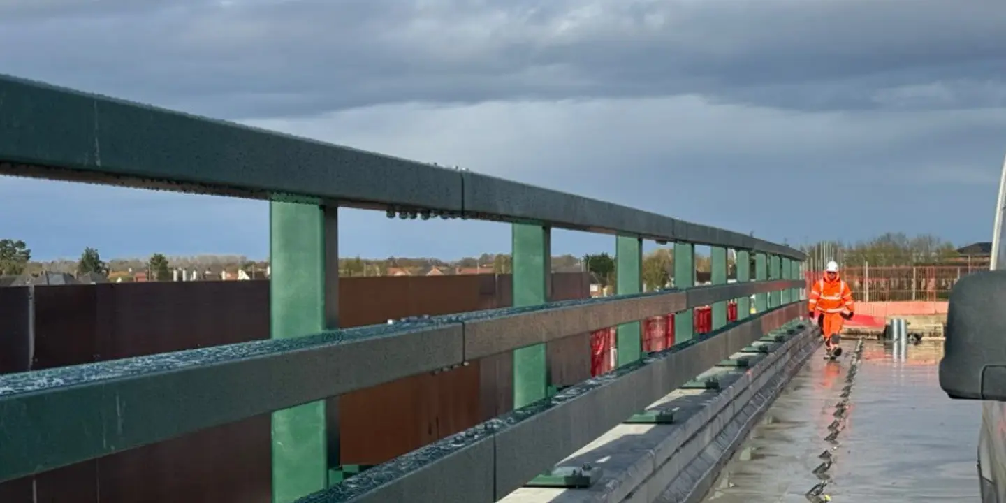 Parapet Installation.
